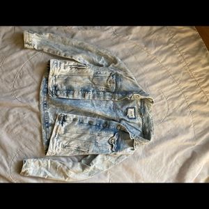 Size medium Jean jacket all buttons in tacked